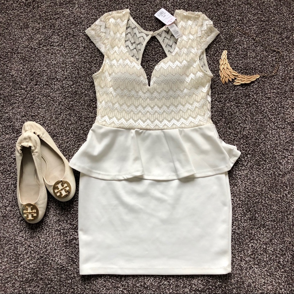🚫🚫🚫SOLD🚫🚫🚫 White & Gold Peplum Dress